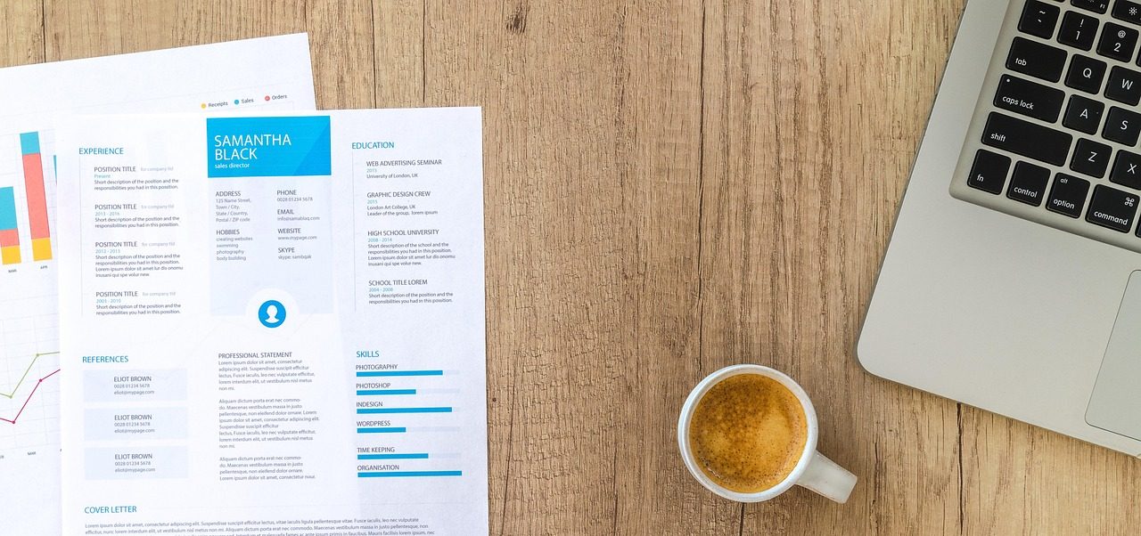 resume and laptop